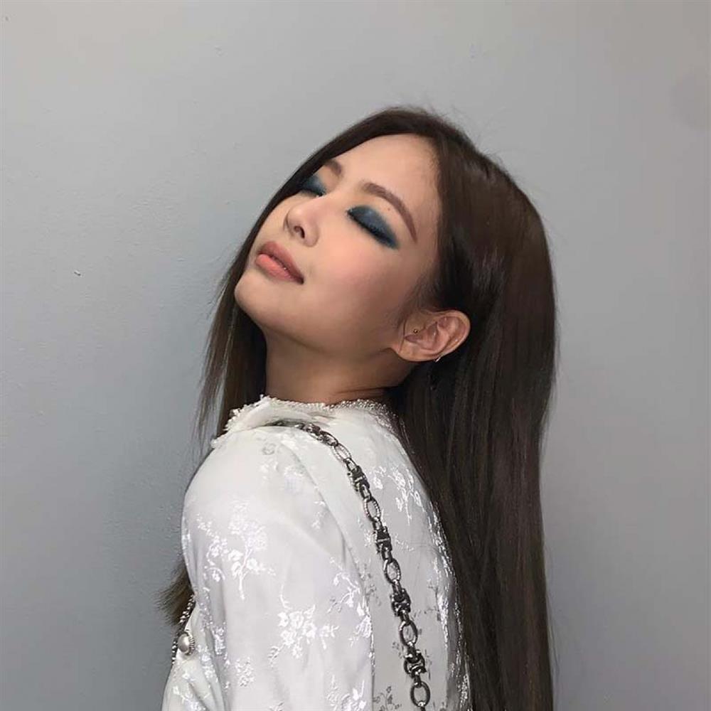 Quá trình thăng hạng nhan sắc qua từng năm của Jennie (Blackpink)-3