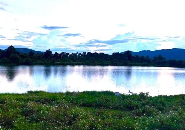 Đến hồ nước bắt cá, hai nam sinh tử vong-1