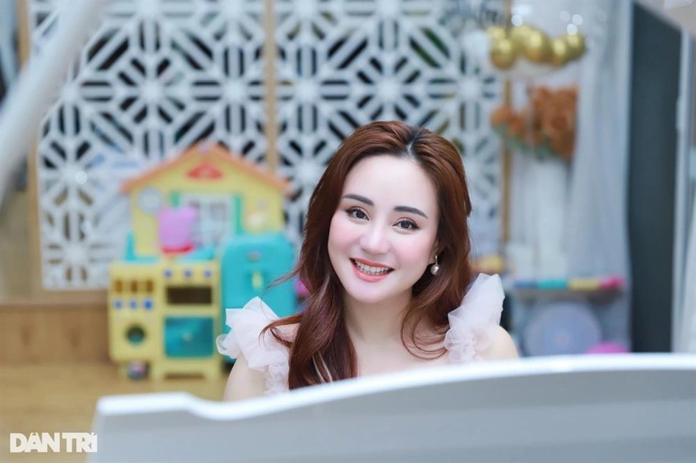 Ca sĩ Vy Oanh kiến nghị gì trước ngày xét xử bà Nguyễn Phương Hằng?-1