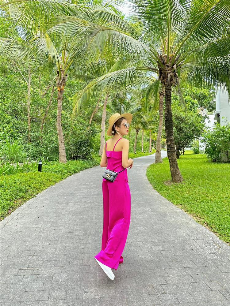 Nhìn Diệp Lâm Anh chi chục tỷ tậu túi hiệu mà choáng, có kiểu mê quá sắm vội 2 màu-6