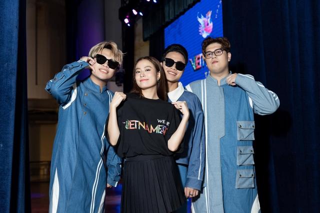 Nổi tiếng thông minh, điểm 10 ứng xử, Hoàng Thùy Linh vẫn có 2 lần phát ngôn khiến công chúng giật mình-1