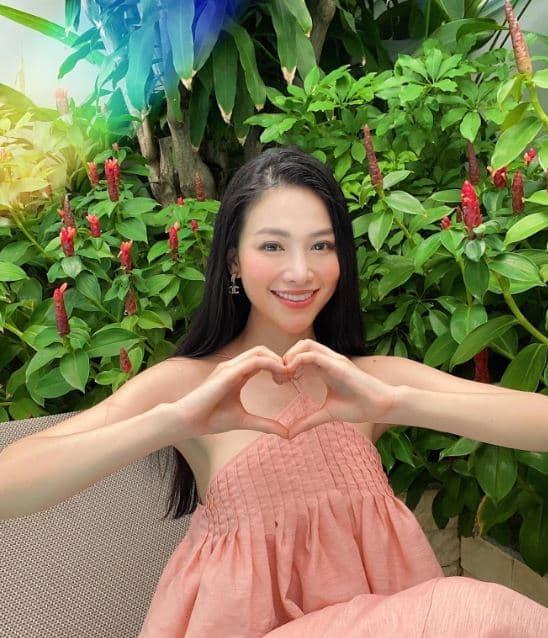 Bên trong biệt thự khu nhà giàu của hoa hậu từng giam mình vì bệnh cường giáp-8