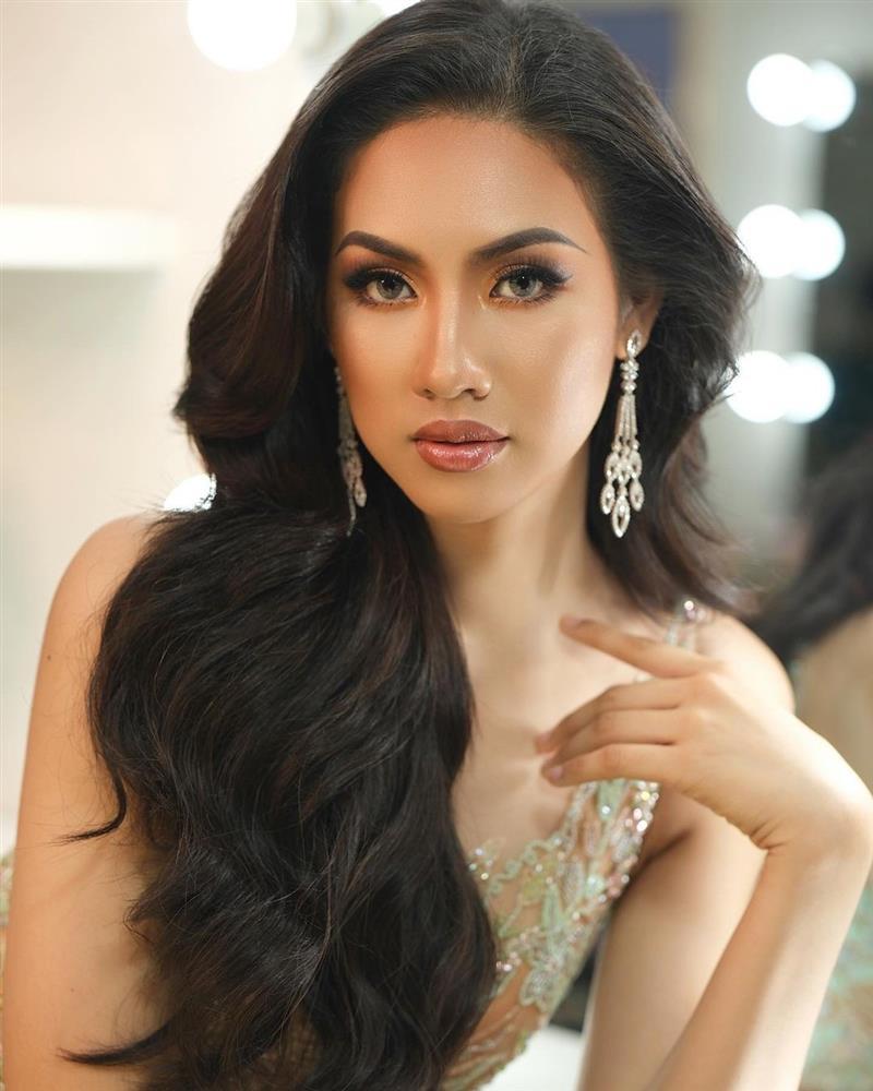 Tân Hoa hậu Hoàn vũ Campuchia được khen ngợi-3