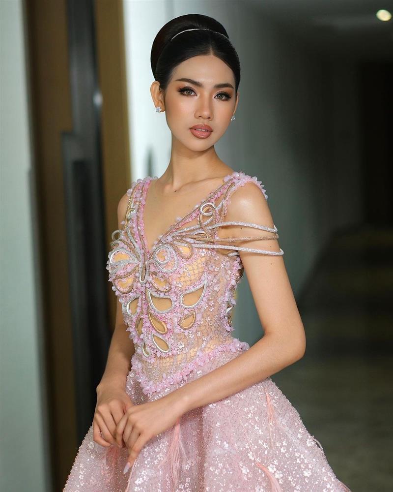 Tân Hoa hậu Hoàn vũ Campuchia được khen ngợi-13