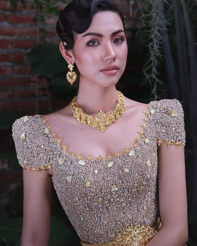 Tân Hoa hậu Hoàn vũ Campuchia được khen ngợi-22