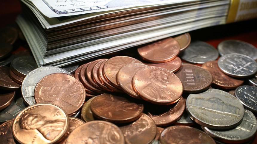 Câu đố: Để nguyên ông phải hầu tòa/Bỏ đuôi ông được đi ra đàng hoàng - là gì?-1