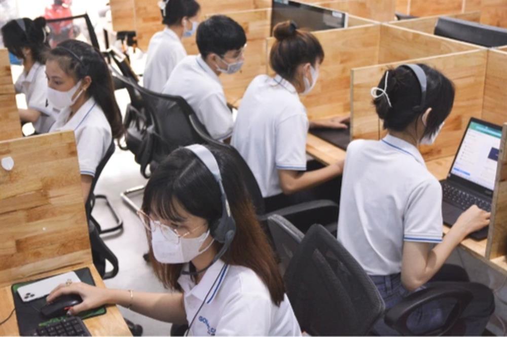 Nhân viên chăm sóc khách hàng ám ảnh nghe mắng bố mẹ không dạy thì để tao-3