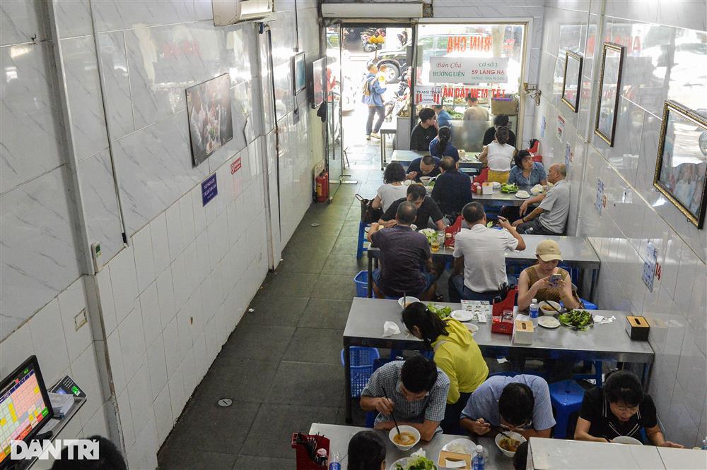 Chủ quán bún chả kể về sự thân thiện của Tổng thống Obama-5