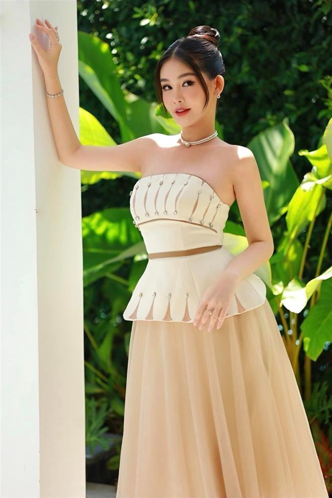 Minh Hằng và dàn mỹ nhân Việt chuộng mặc gợi cảm khi mang bầu-3