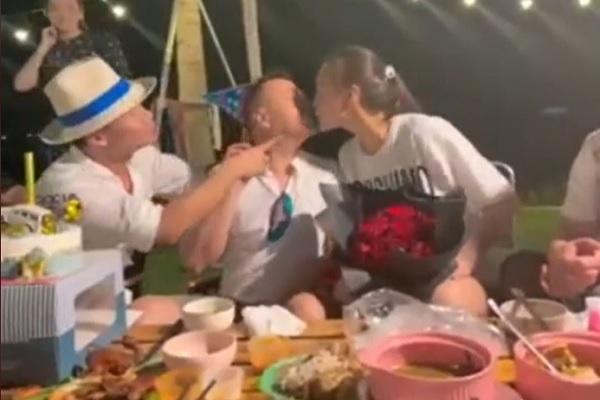 Thái độ của Shark Bình khi Phương Oanh có dấu hiệu trở lại đường đua nghệ thuật-4