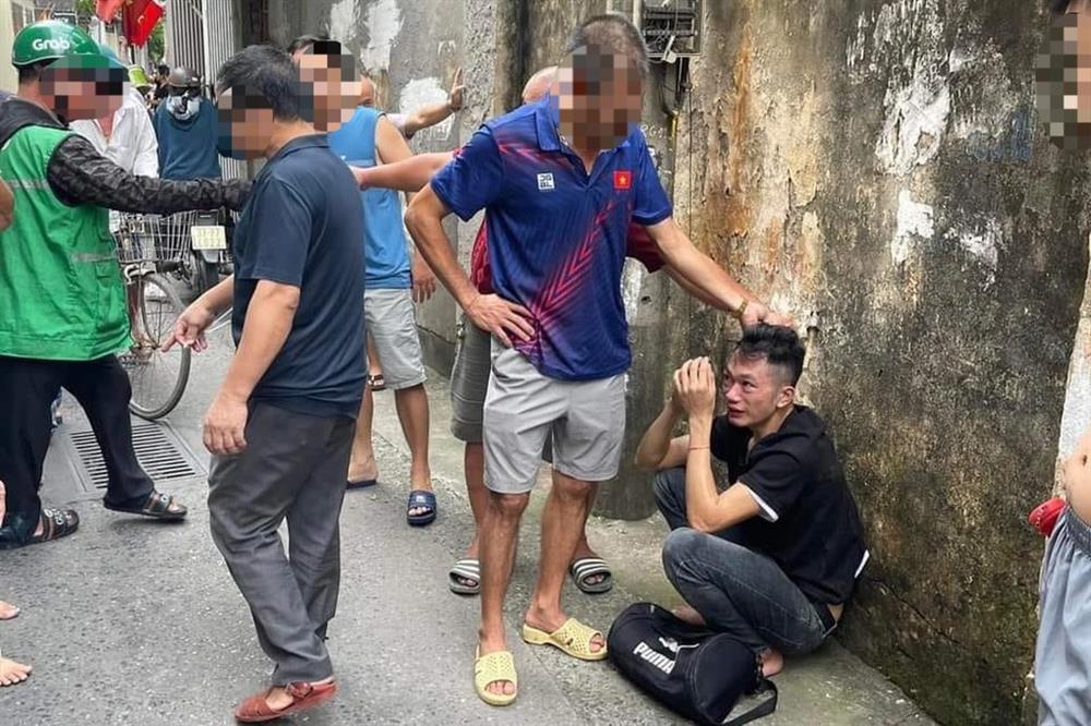 Cướp tiệm vàng giữa ban ngày ở Hà Nội-1