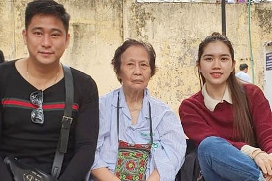 Vợ trẻ kém 13 tuổi của Minh Tiệp: Tự nguyện dậy từ 5h sáng bóp chân cho mẹ chồng, rời showbiz lo cho tổ ấm