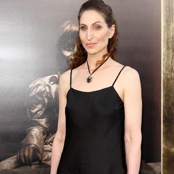 Gương mặt thật của diễn viên đóng vai ác quỷ ma sơ ám ảnh triệu khán giả-2