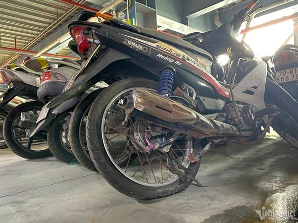 Nghìn ngựa sắt bị bỏ quên ở nhà xe Tân Sơn Nhất, có chiếc gửi đến 7 năm-11