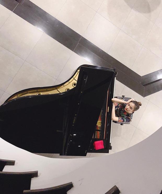 Nơi ở đẳng cấp của nữ ca sĩ đang gây chú ý về phần trả lời liên quan đến Hồ Hoài Anh-6