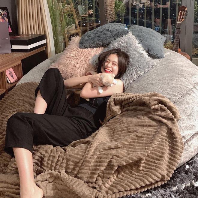 Nơi ở đẳng cấp của nữ ca sĩ đang gây chú ý về phần trả lời liên quan đến Hồ Hoài Anh-12