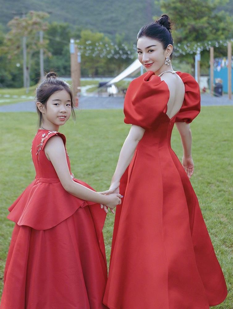 Mỹ nhân Lên nhầm kiệu hoa được chồng như ý sau 23 năm còn phong tình hơn xưa-6