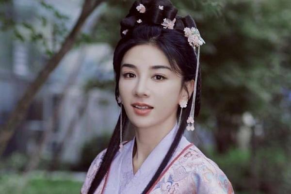 Màn cưa sừng làm nghé ở phim Hàn: Nữ chính 34 tuổi vào vai nữ sinh cực ngọt-4