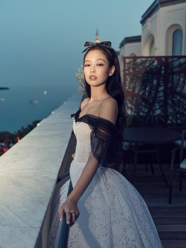 Jennie (BlackPink) vào Top 50 phụ nữ quyền lực năm 2023-2
