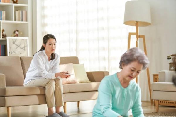 Biết tôi không thể sinh con, nhà chồng họp gia đình đưa ra đề nghị bất ngờ-1