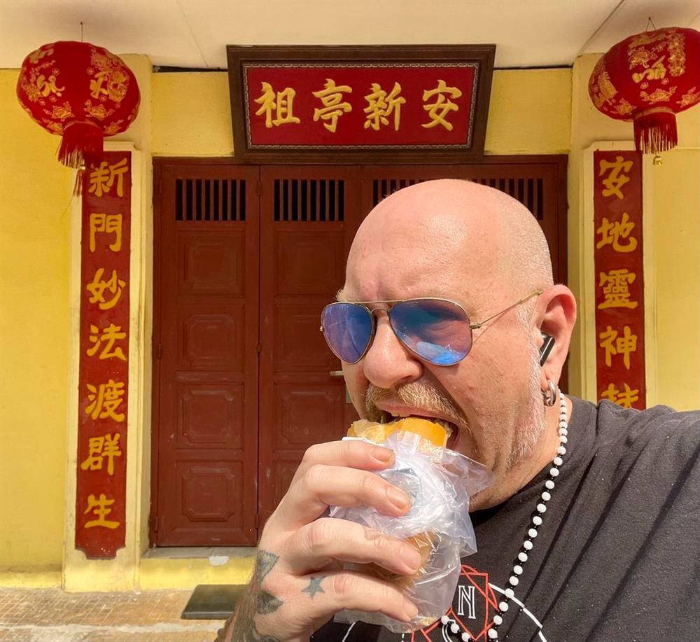 Người đàn ông Mỹ nghiện tóp mỡ, từ chối lương cao để sống ở Việt Nam-1