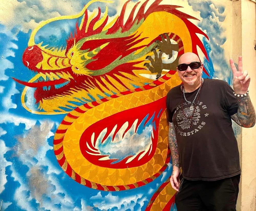 Người đàn ông Mỹ nghiện tóp mỡ, từ chối lương cao để sống ở Việt Nam-3