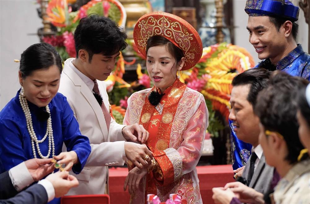 Loạt đồ đôi tình bể bình của Puka - Gin Tuấn Kiệt-2