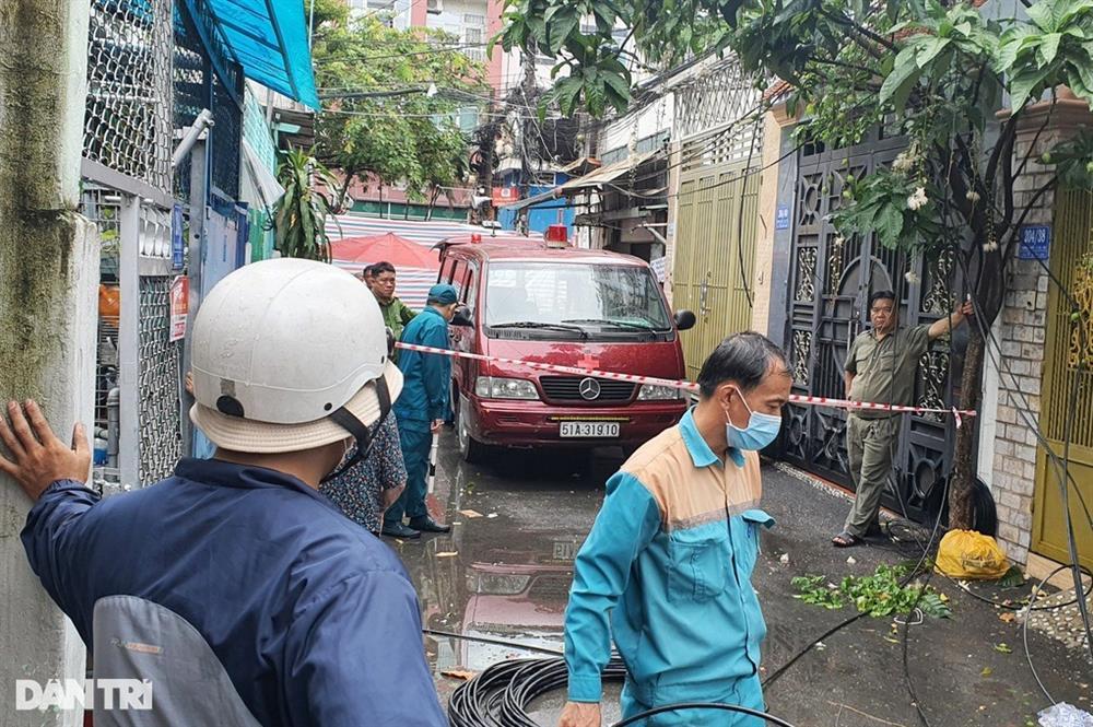 Nhân chứng bất lực kể lúc cháy nhà khiến 2 em bé tử vong ở TPHCM-4