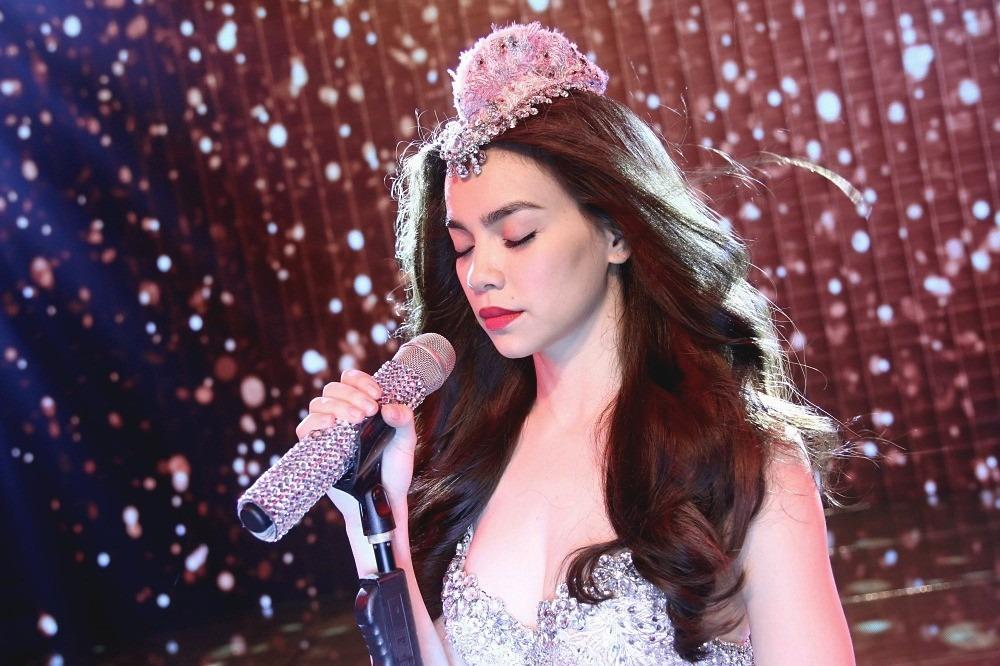 Từ vụ Hoàng Thùy Linh, hãy xem lại màn hỏi đáp căng thẳng của Bi Rain và phóng viên Việt Nam-4