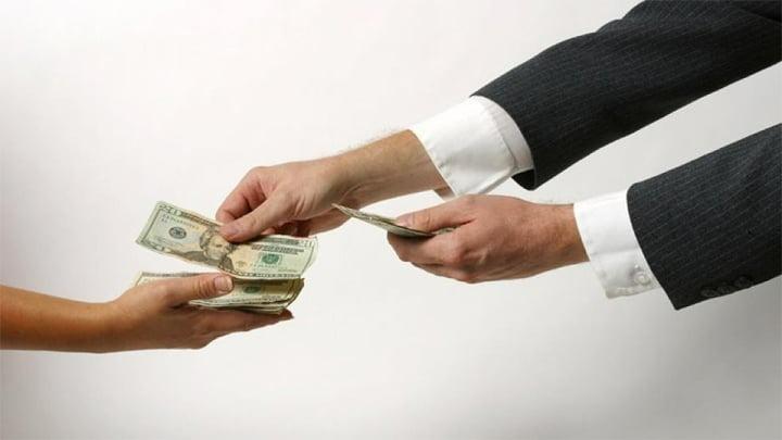 Cười ra nước mắt khi cho vay 500 triệu đồng nhưng được trả mỗi lần 5 triệu-1