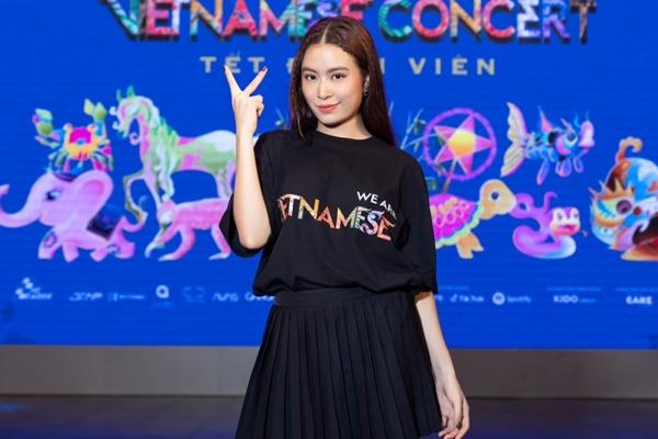 Biến họp báo thành giờ giáo dục công dân, chuyện gì xảy ra với Hoàng Thùy Linh?-5