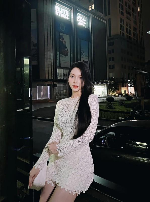 Vẻ gợi cảm của mỹ nữ mang mặt nạ trong Biệt Dược Đen-4