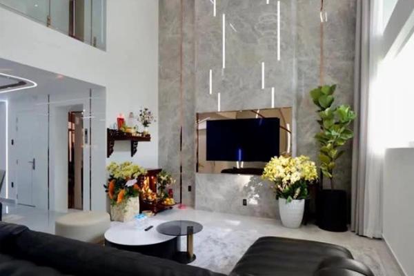 Mẹ chồng có một không hai của hoa hậu hài Thu Trang: Yêu con dâu thái quá khiến con trai phát ghen-7