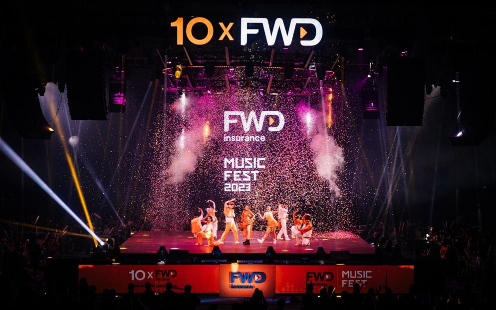 Fan ’đứng ngồi không yên’ vì độ hot của dàn sao FWD Music Fest 2023-2