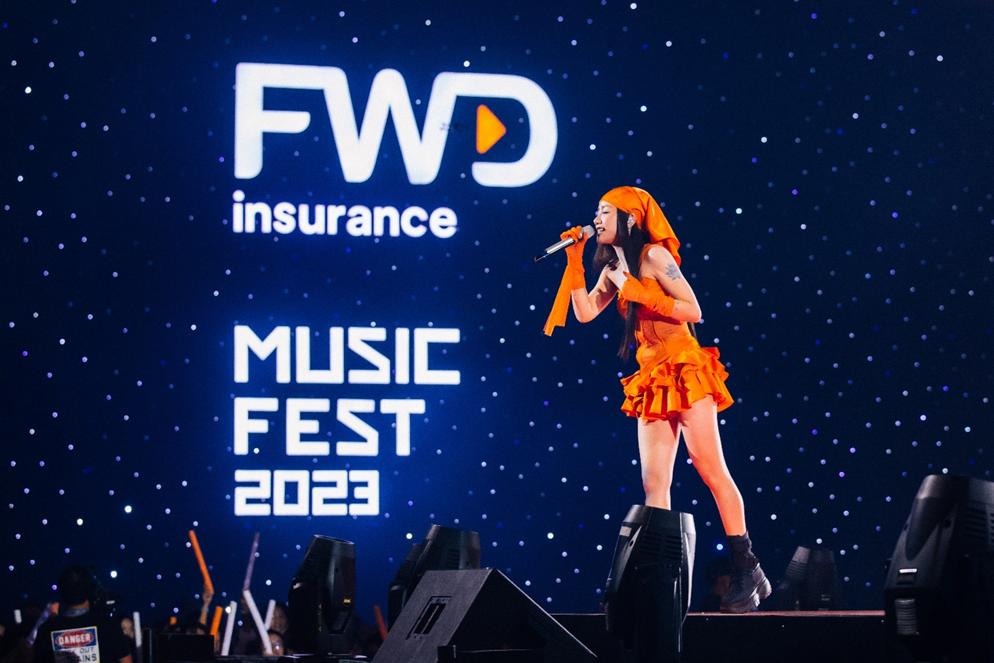 Fan ’đứng ngồi không yên’ vì độ hot của dàn sao FWD Music Fest 2023-8