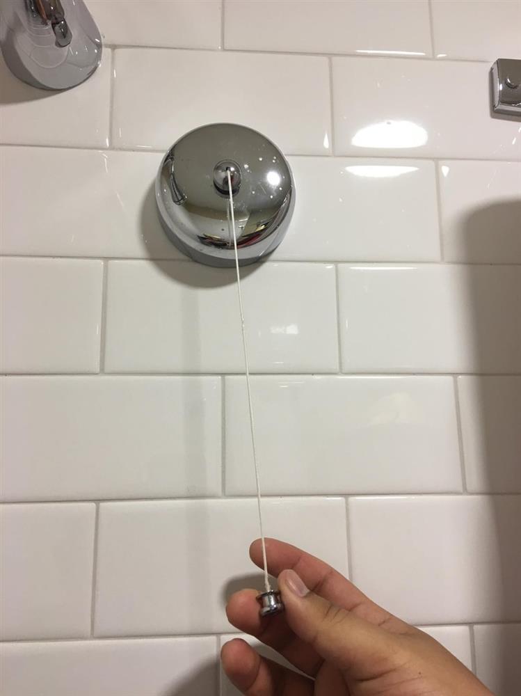 Bí mật về những sợi dây trong phòng tắm khách sạn-3