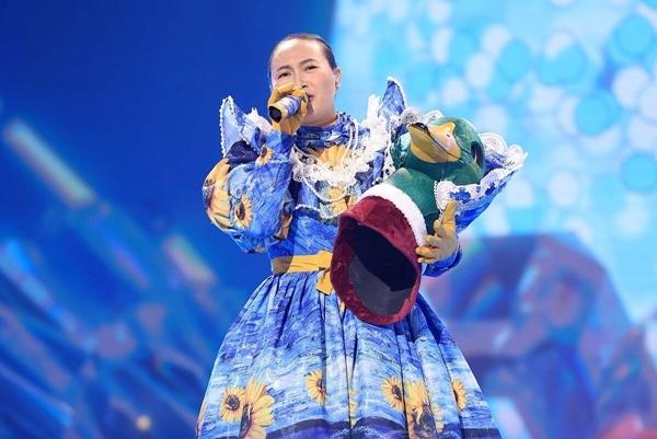 Ca sĩ mặt nạ mùa 2 không thoát được lời nguyền-9