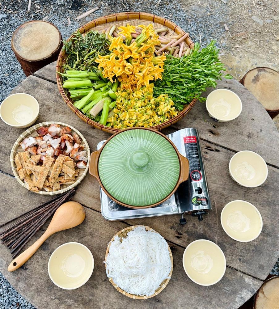 Tài tử Huỳnh Anh Tuấn: Ở nhà tranh vách lá, vui thú vườn tược tuổi 55-9