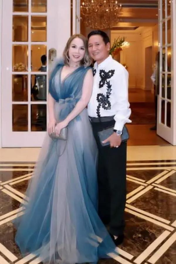 Mẹ chồng - nàng dâu nhà hotgirl sở hữu biệt thự 100 tỷ đồng: Tâm lý, thường xuyên tặng quà xịn con dâu-3