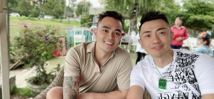 Thành viên 1088 và bạn trai có con bằng phương pháp mang thai hộ-2