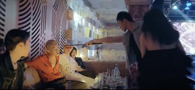 Phim Việt giờ vàng ngập cảnh nóng, bạo lực-9