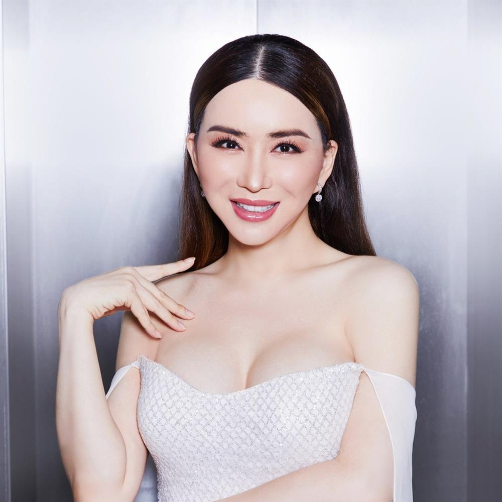 Khối tài sản đáng nể của bà trùm Hoa hậu Hoàn vũ trước khi vướng tin vỡ nợ-1