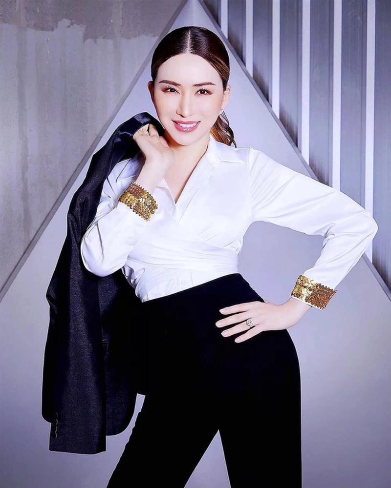 Khối tài sản đáng nể của bà trùm Hoa hậu Hoàn vũ trước khi vướng tin vỡ nợ-2