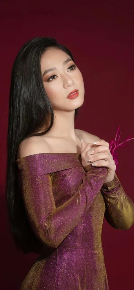 Hà Thanh Xuân sáng nào dậy cũng phải uống nước ấm, da mặt đẹp đến Quang Lê còn mê-8