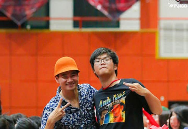 Xuân Bắc ngỡ ngàng khi gặp fan cuồng có gia thế đặc biệt-2