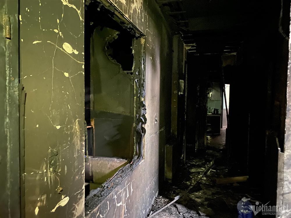 Hiện trường vụ cháy chung cư mini 150 người ở tại Khương Hạ-5