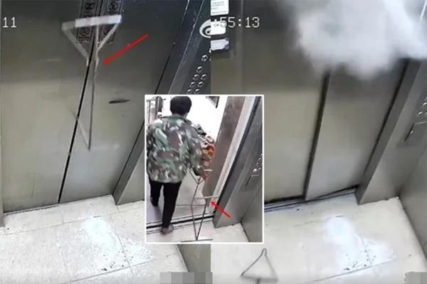 Bé trai đốt lửa trong thang máy gây cháy, dư luận giận dữ trách mắng phụ huynh-2