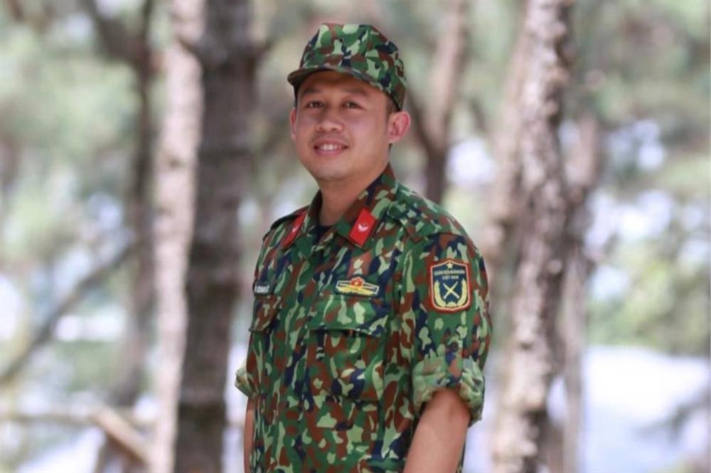 Dạy bài học yêu vợ, giữ lửa hôn nhân, thầy giáo ở Hà Nội gây sốt mạng-2