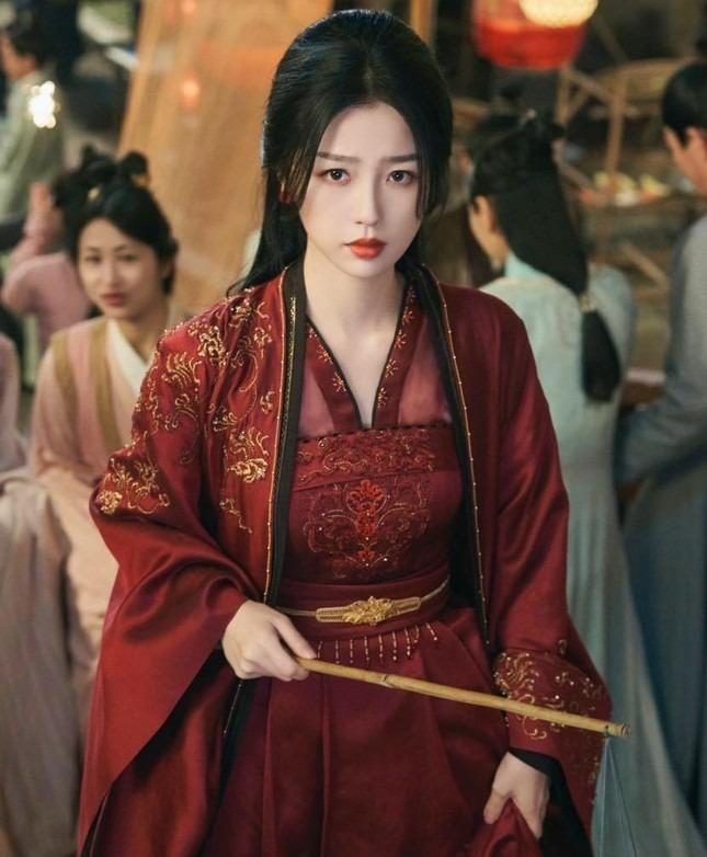 Ngu Thư Hân gặp vận xui-2