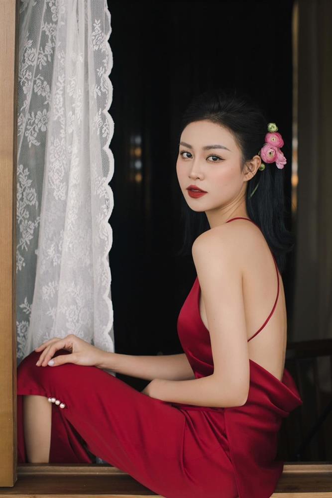 Đời thực gợi cảm của người đẹp đóng vai Tuyết nghiện trong phim hot nhất giờ vàng VTV-8